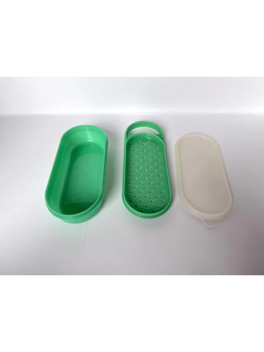 Tupperware Green Plastic Multi-Purpose Grater and Storage Container with Lid